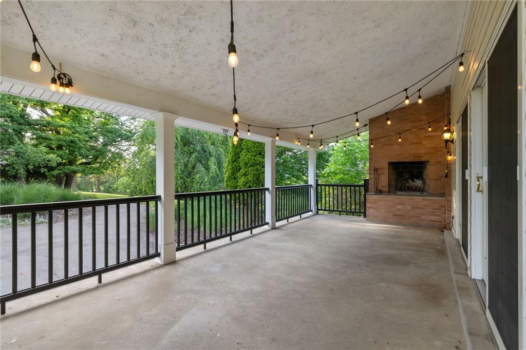 9610 Fox Road Pittsburgh, PA 15237 - Photo 5 of 47