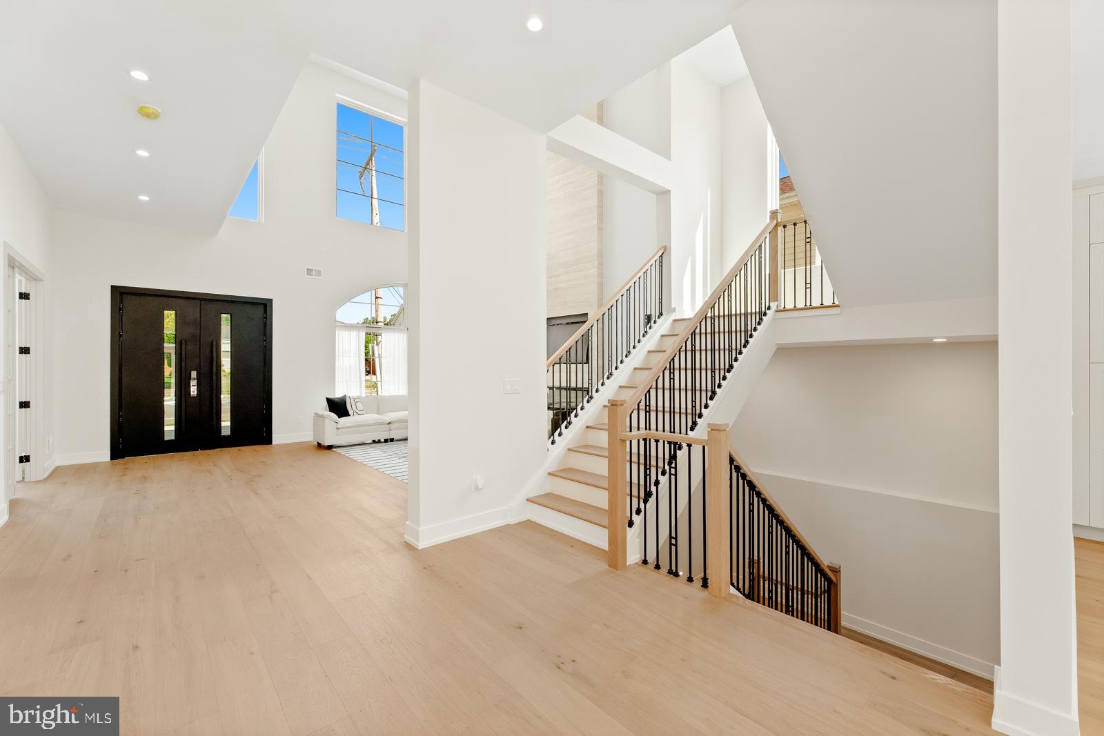 9741 Krewstown Road Philadelphia, PA 19115 - Photo 15 of 63