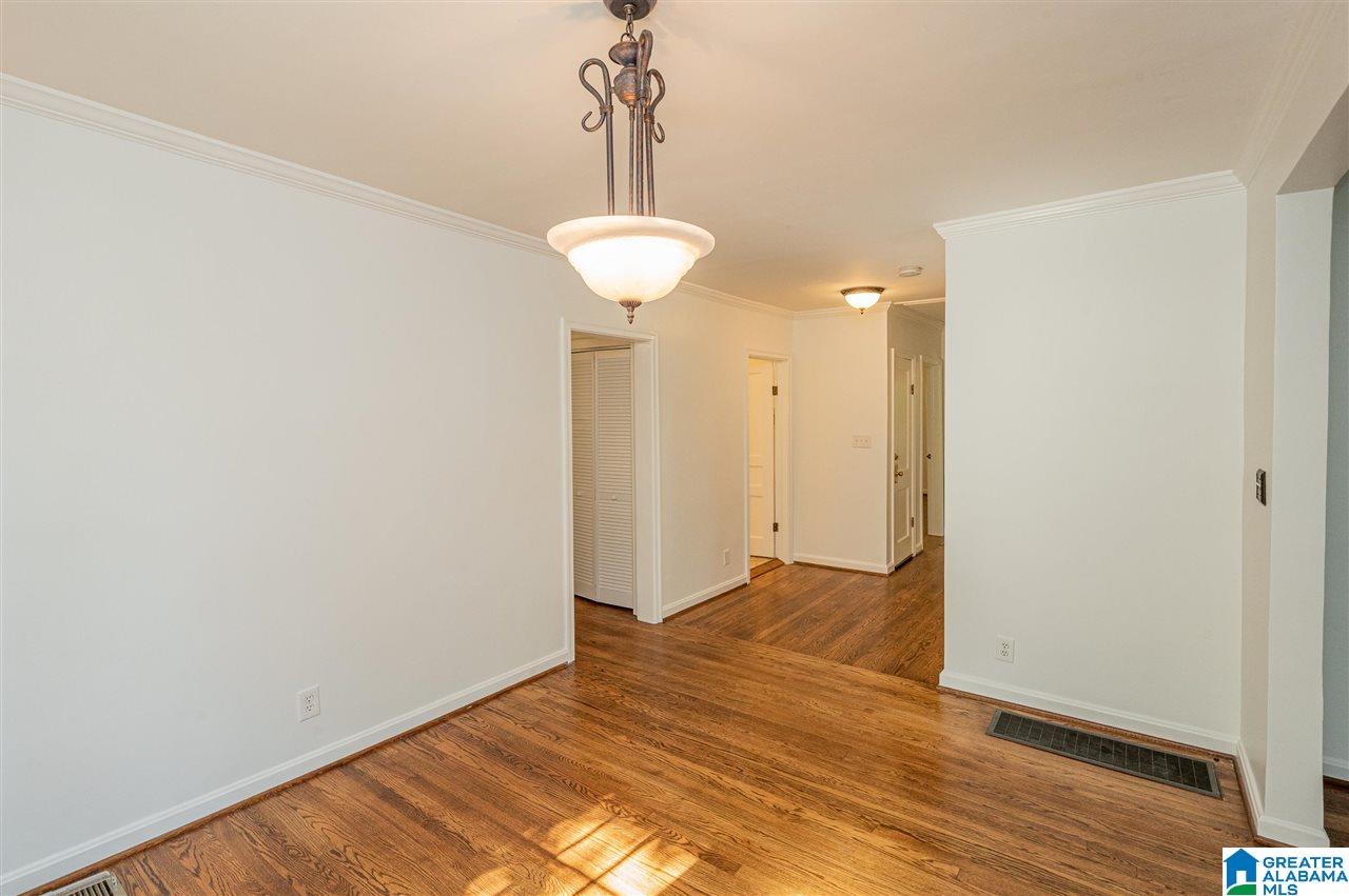 1409 Overlook Road Birmingham, AL 35209 - Photo 11 of 33