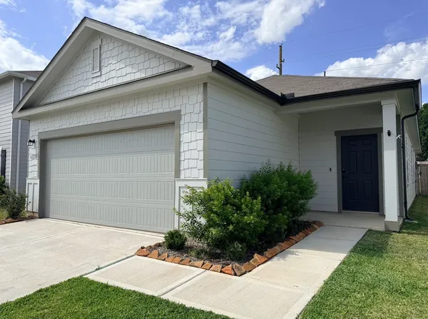 $1,900 | 31238 Williams Lndg Street, Waller, TX 77484