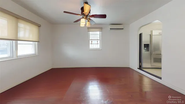 $928,888 | 147-08 32nd Avenue | Murray Hill - Flushing