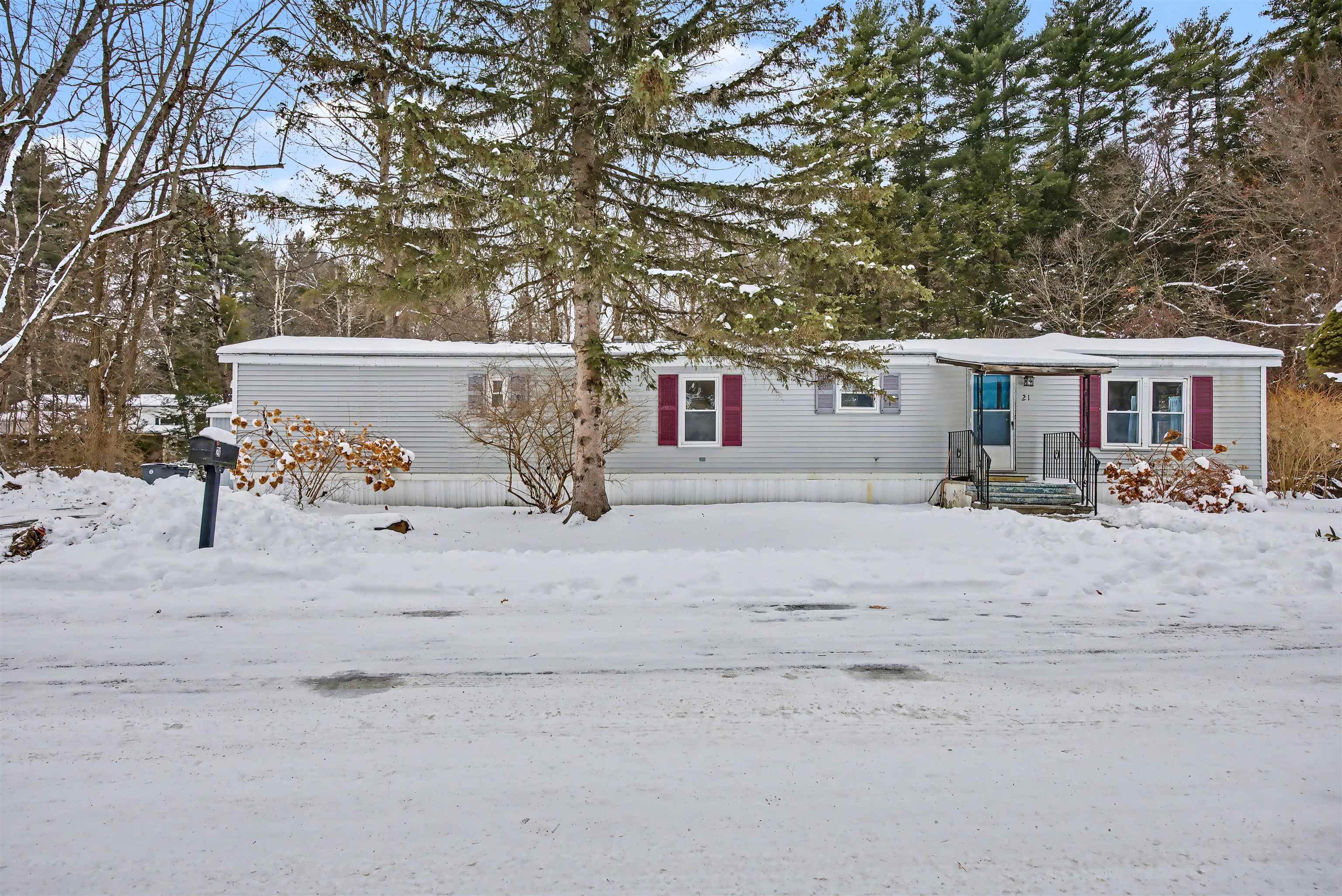 21 Vindale Road Hooksett, NH 03106 - Photo 27 of 45