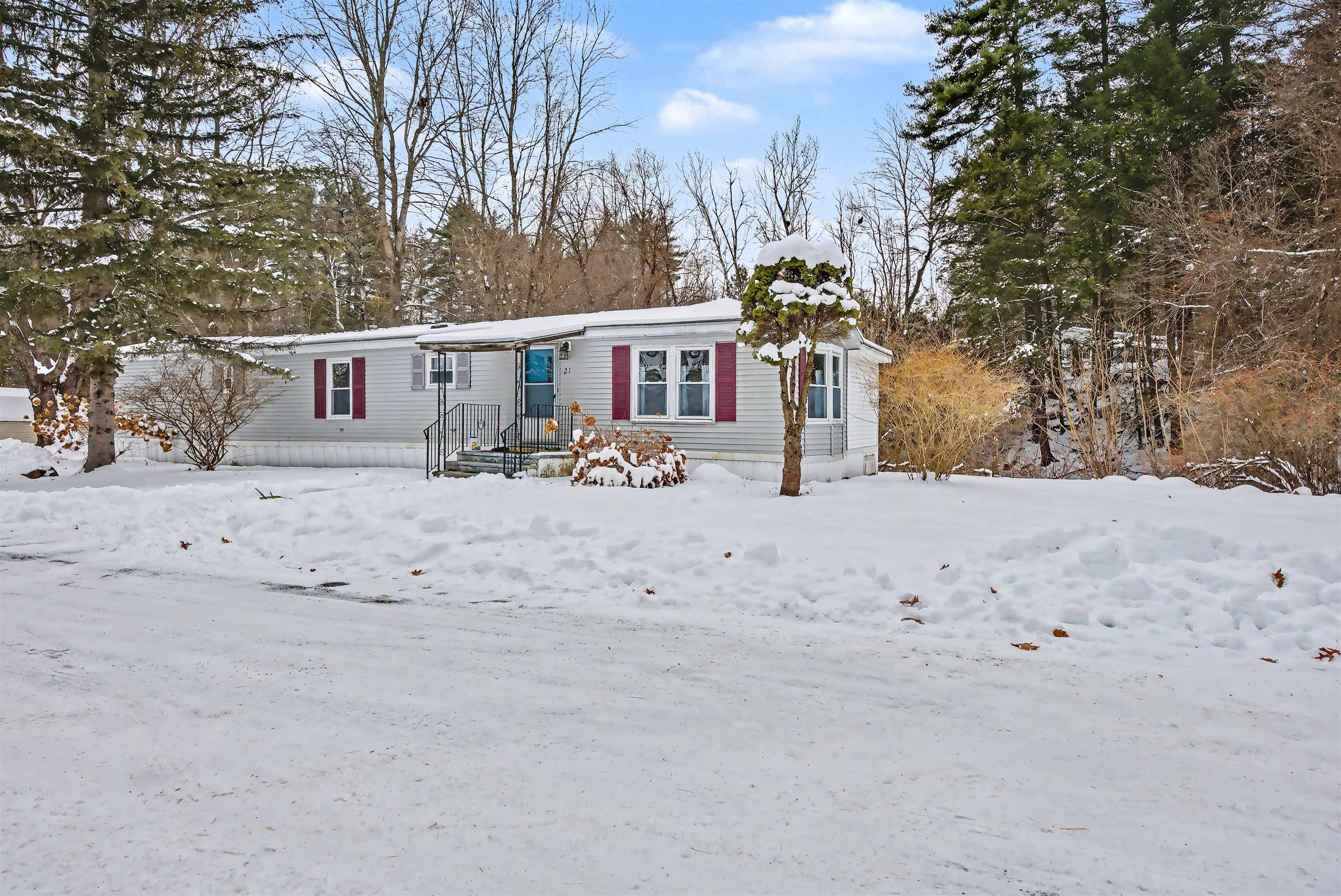 21 Vindale Road Hooksett, NH 03106 - Photo 28 of 45