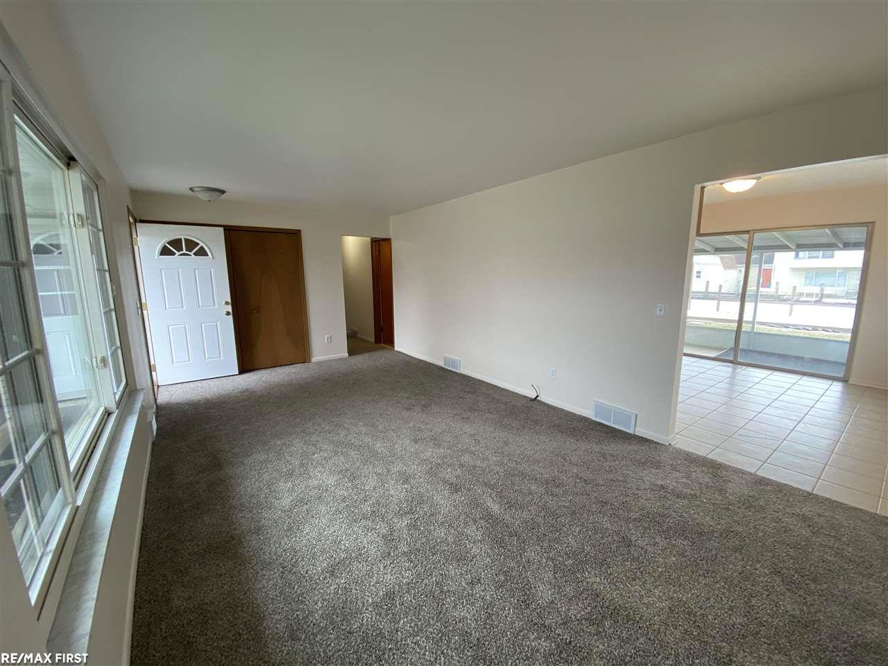 45950 Edgewater Street Chesterfield, MI 48047 - Photo 6 of 44