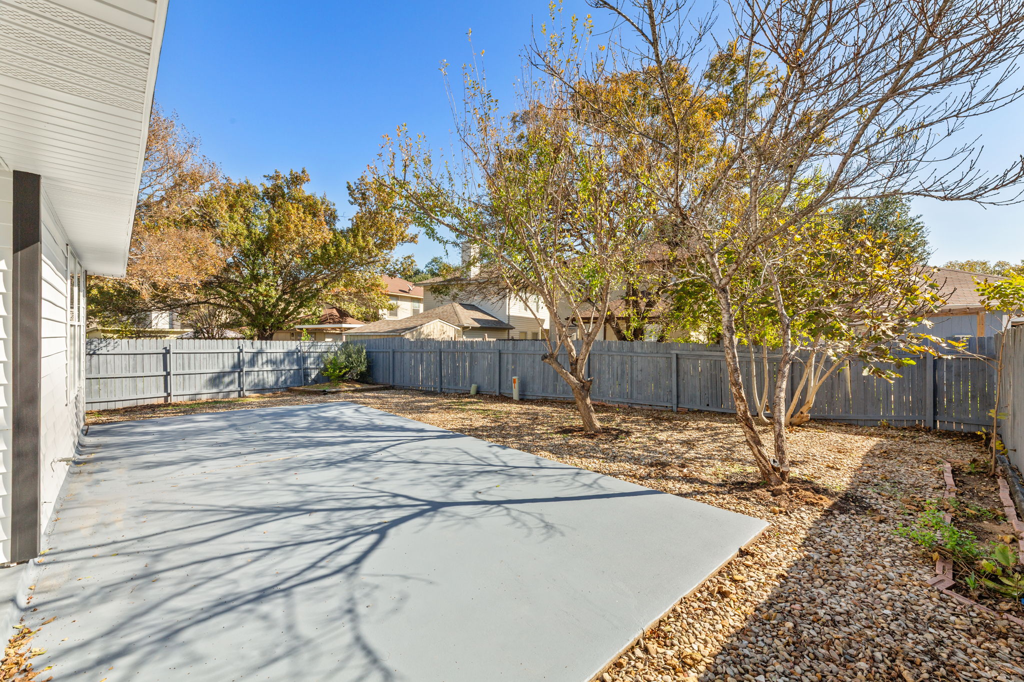 2127 Redwing Way Round Rock, TX 78664 - Photo 24 of 33 Fenced backyard featuring a patio