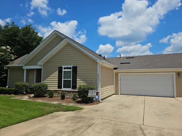 $210,000 | 302 Hidden Creek Circle, Unit 3, Dothan, AL 36301