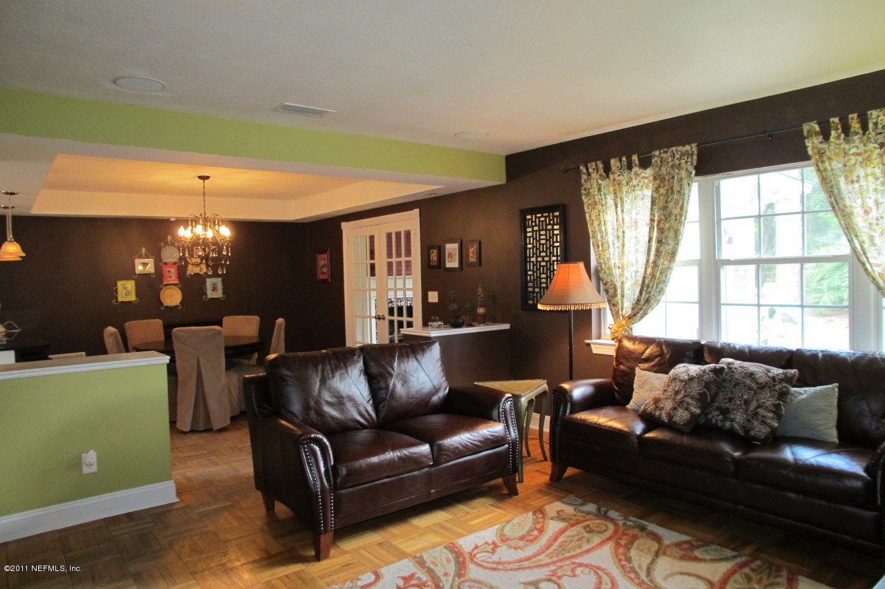 4335 Lucera Road Jacksonville, FL 32244 - Photo 5 of 27 Living Room View 4