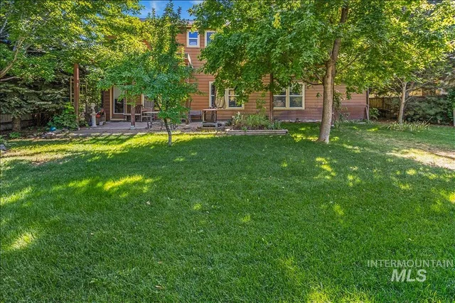 $740,000 | 915 North Glen Aspen Way, Star, ID 83669