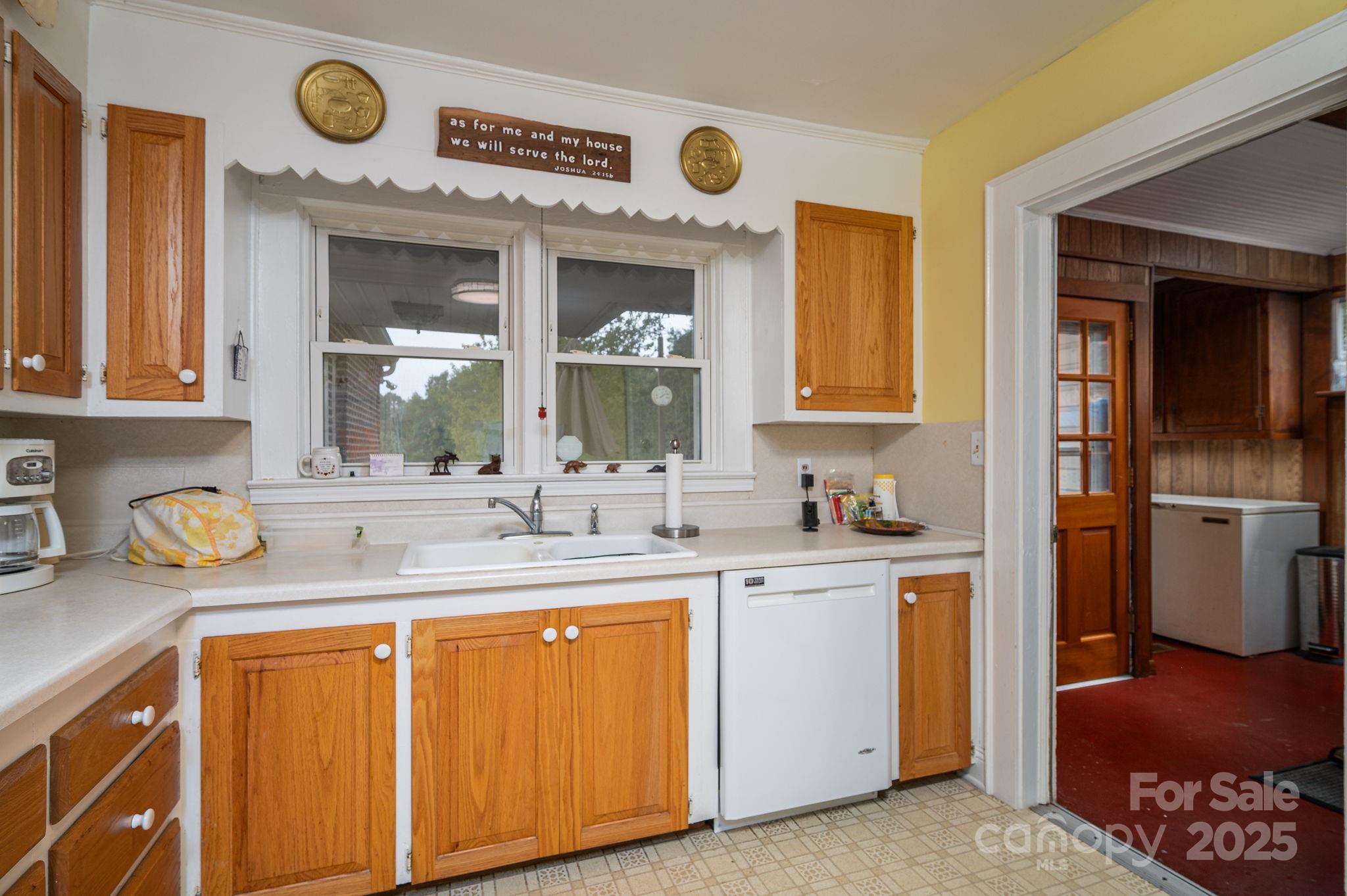 1544 Kings Road Shelby, NC 28150 - Photo 7 of 25 a bathroom with a granite countertop sink and a mirror