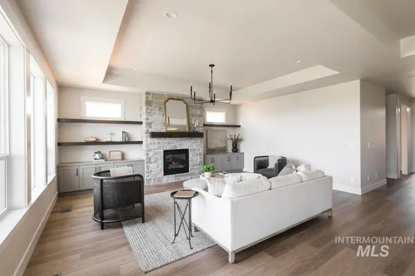 $874,900 | 2653 East Cavern Drive, Meridian, ID 83642