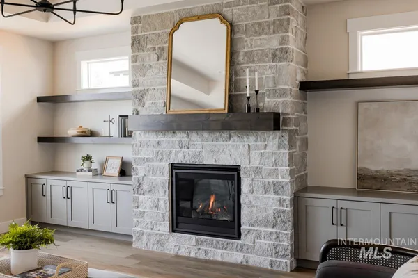 $874,900 | 2653 East Cavern Drive, Meridian, ID 83642