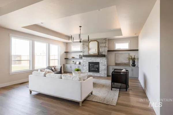 $874,900 | 2653 East Cavern Drive, Meridian, ID 83642