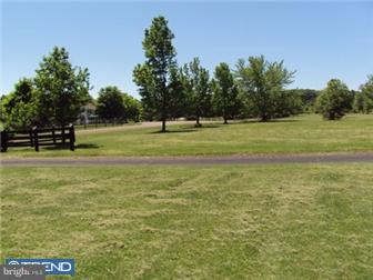 8 Chelfield Road Dublin, PA 18917 - Photo 7 of 11 View