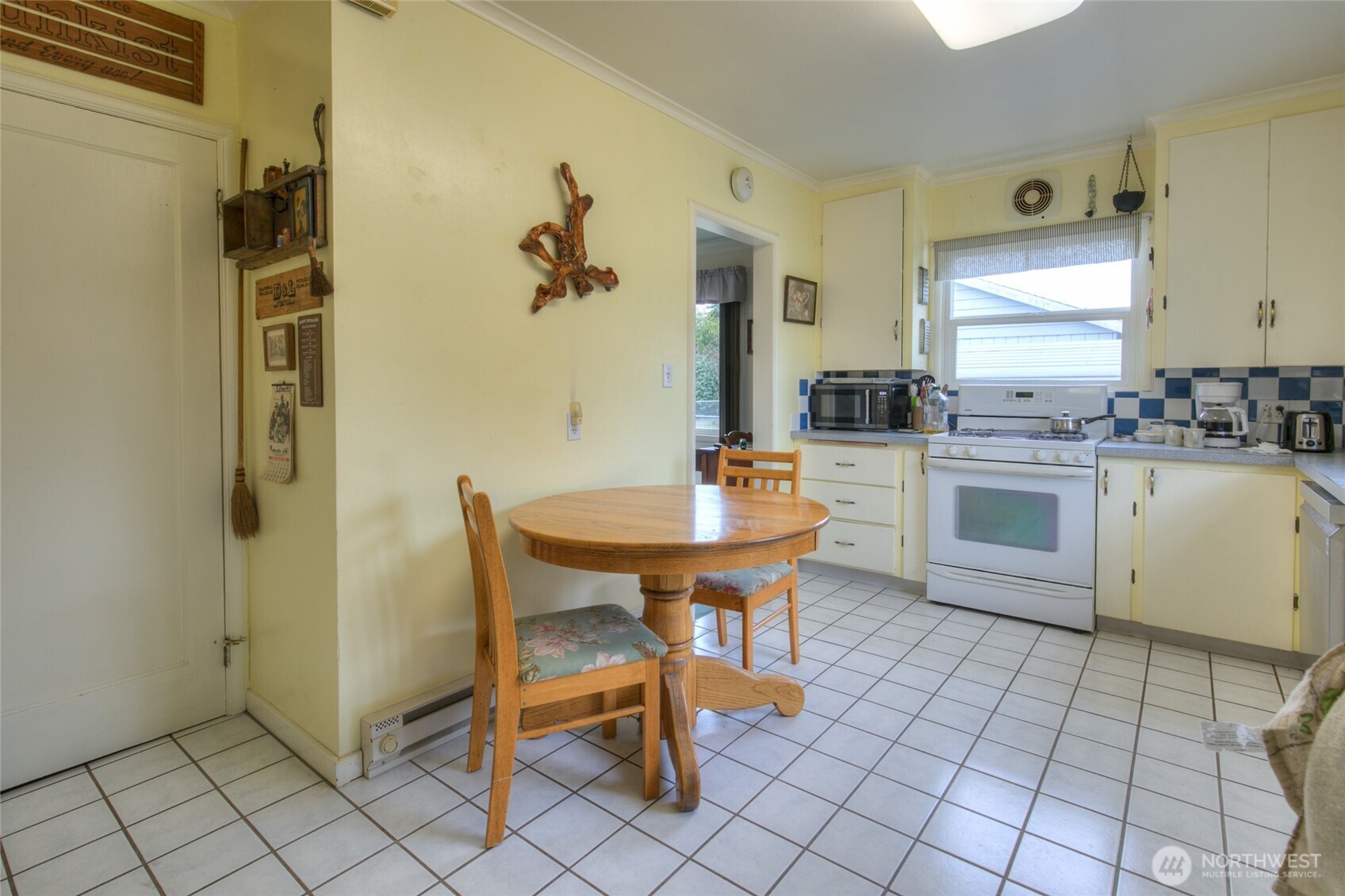 7316 Blaine Road Aberdeen, WA 98520 - Photo 9 of 35