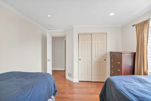 $315,000 | 3355 Blue Ridge Drive, Carpentersville, IL 60110