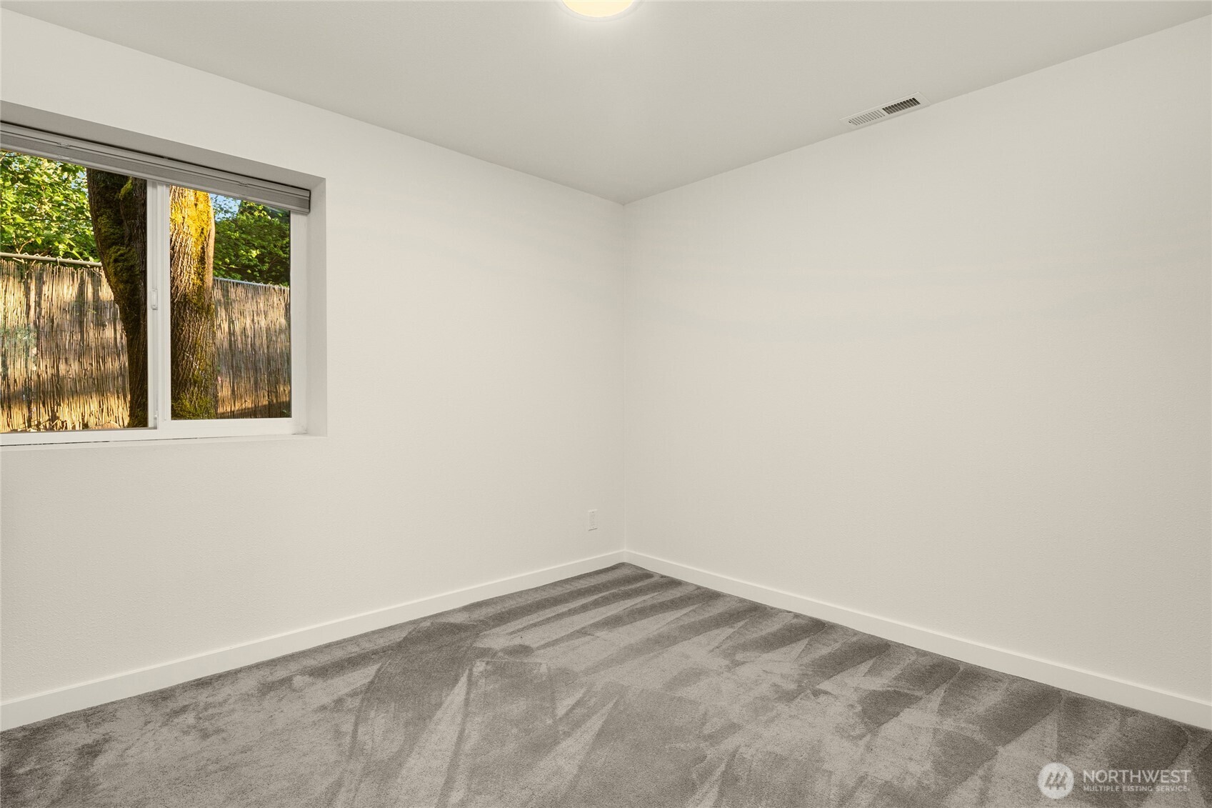 19011 27th Drive Southeast Bothell, WA 98012 - Photo 24 of 39
