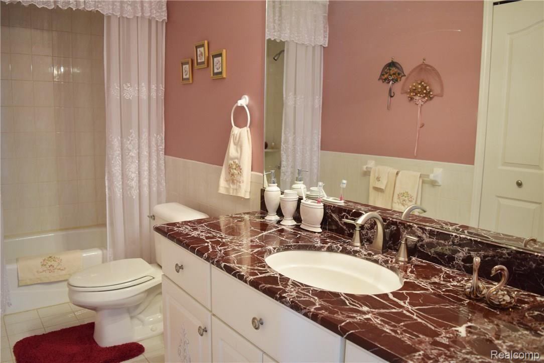 73457 Windmill Lane Romeo, MI 48065 - Photo 23 of 36 73457 Windmill Dr Romeo MI 48065 23.jpg