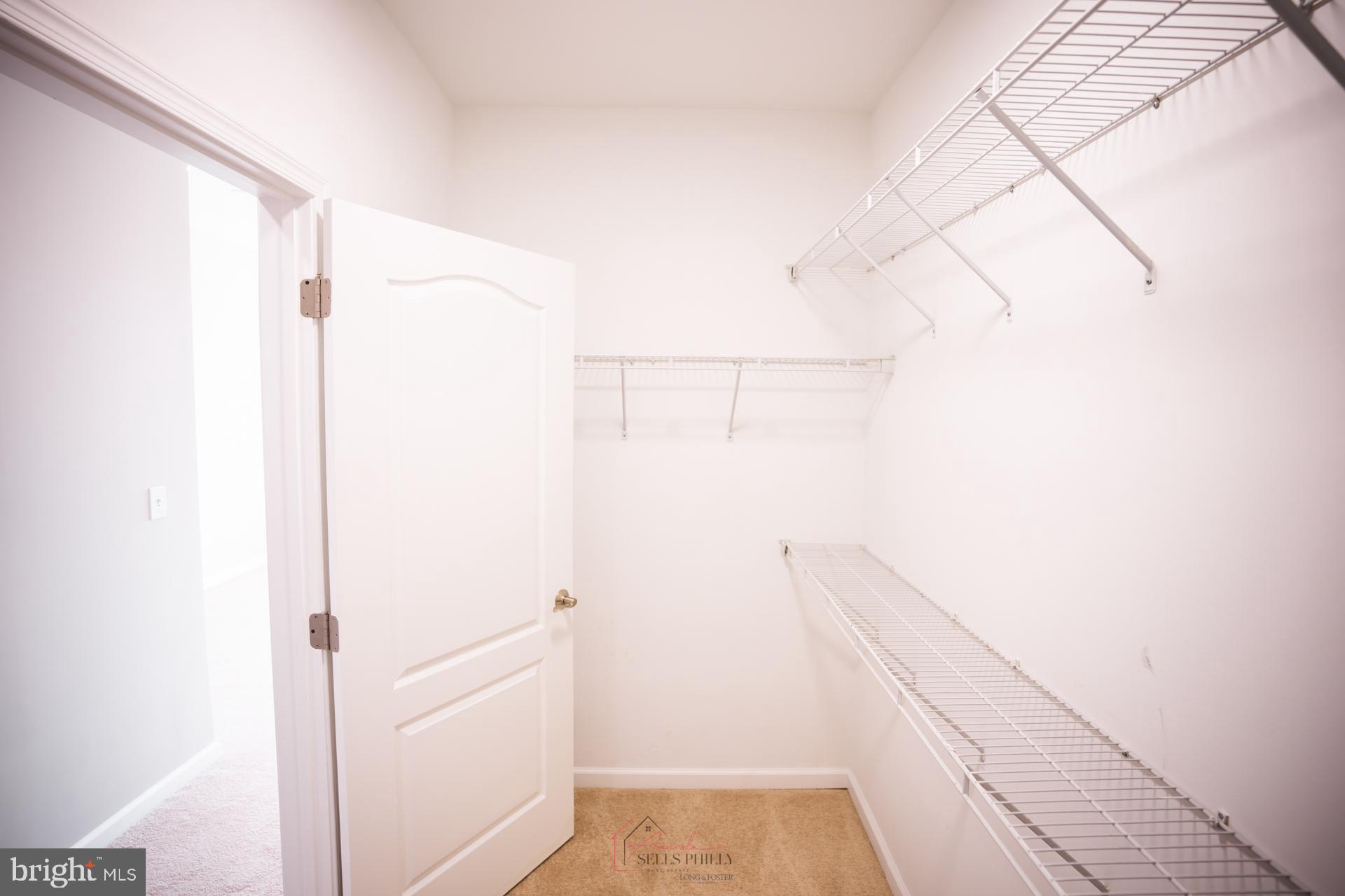 528 Carson Terrace Huntingdon Valley, PA 19006 - Photo 24 of 43 a view of bathroom