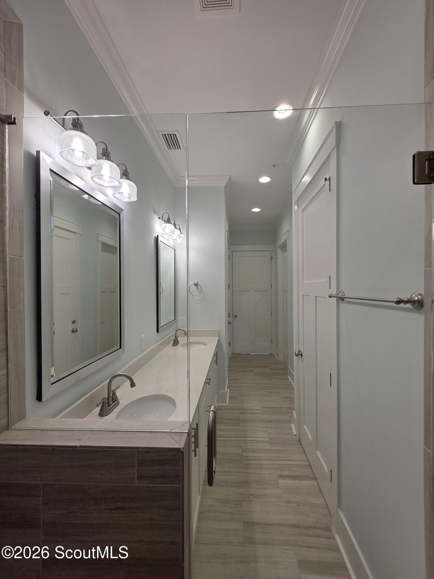 49 Harbor Road Jekyll Island, GA 31527 - Photo 20 of 54 Master1 Bath 2