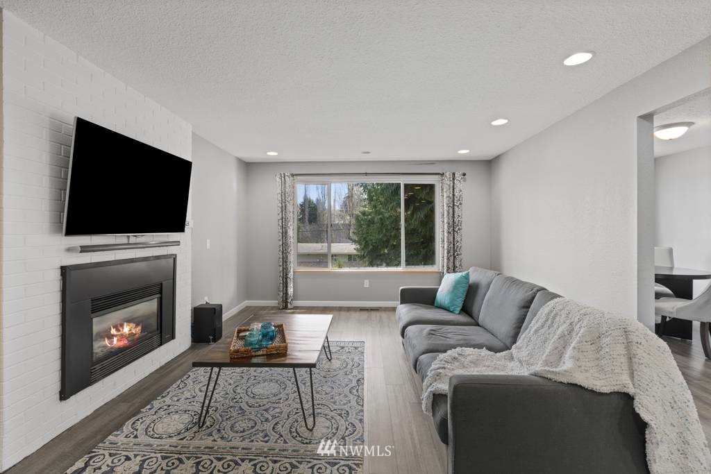 1412 North 26th Street Renton, WA 98056 - Photo 12 of 36 Gallery Image 12