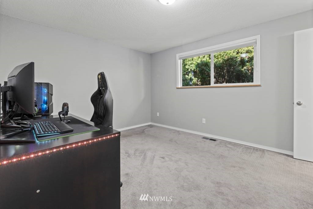 1412 North 26th Street Renton, WA 98056 - Photo 26 of 36 Gallery Image 26