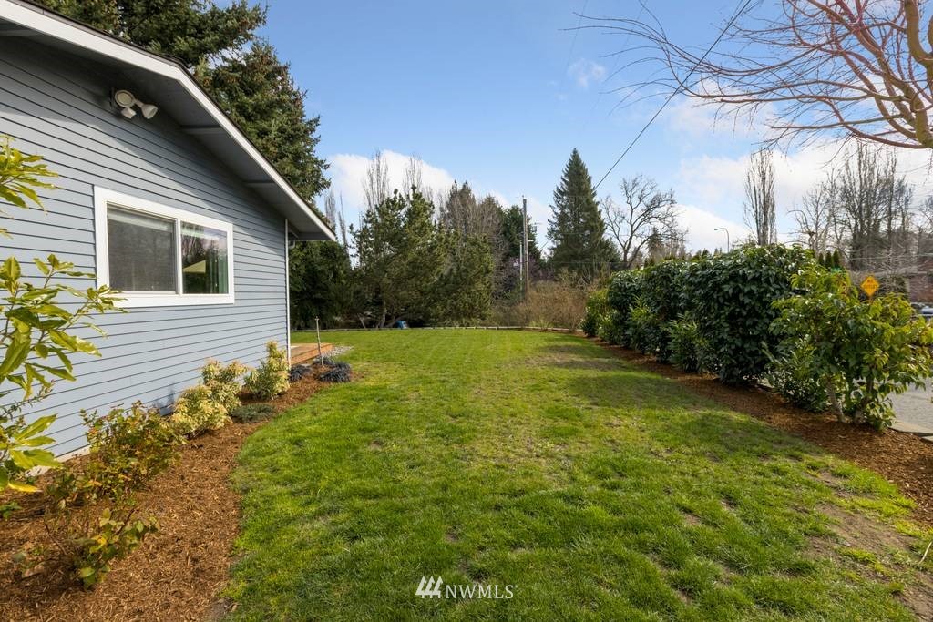 1412 North 26th Street Renton, WA 98056 - Photo 35 of 36 Gallery Image 35