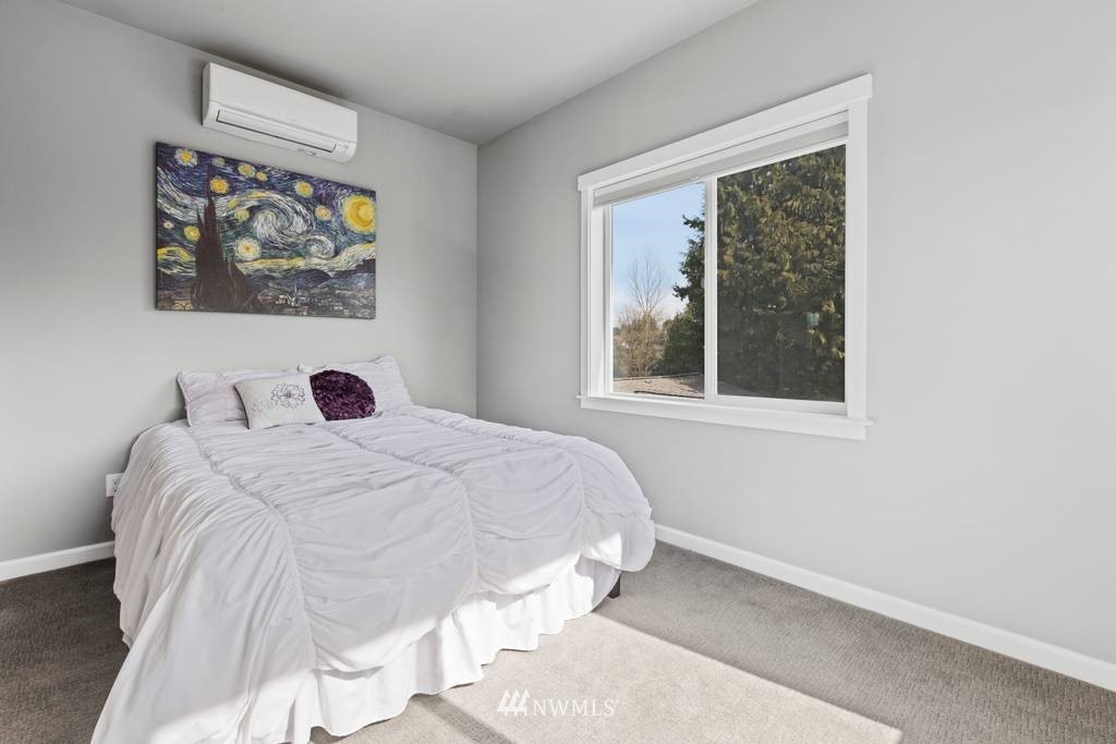 1412 North 26th Street Renton, WA 98056 - Photo 7 of 36 Gallery Image 7