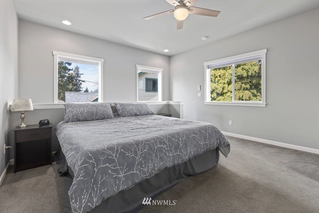 1412 North 26th Street Renton, WA 98056 - Photo 9 of 36 Gallery Image 9
