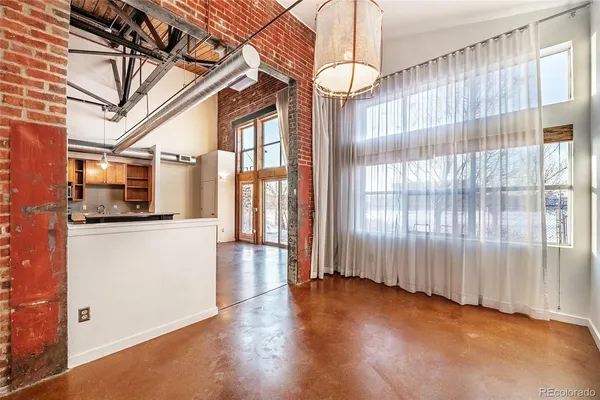 $2,300 | 3033 Blake Street, Unit 126, Denver, CO 80205