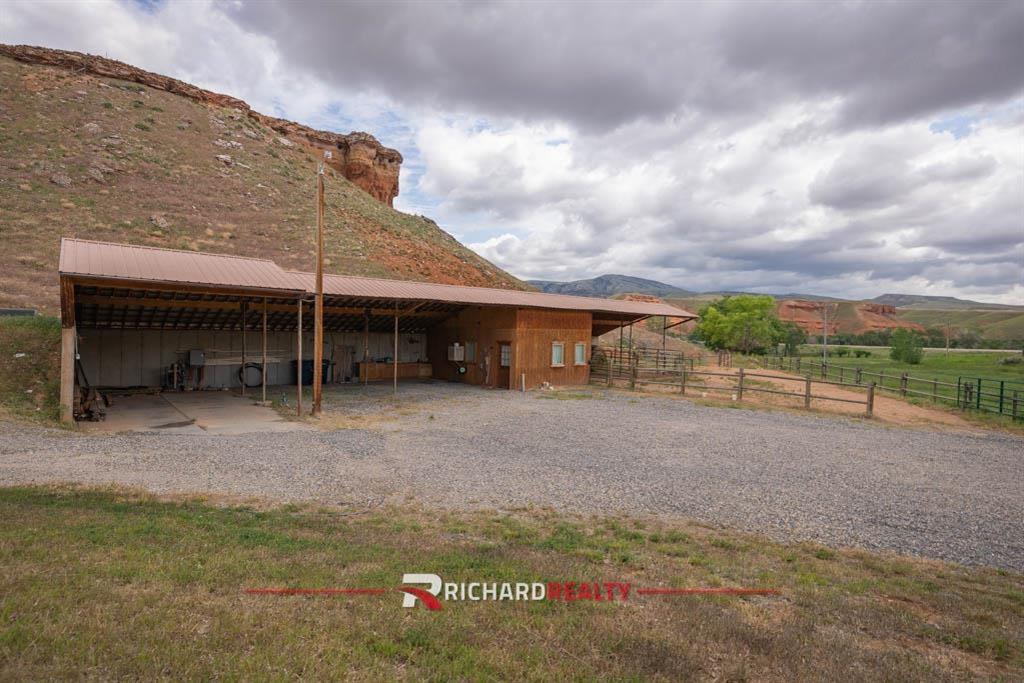 1727 Highway 14 Shell, WY 82441 - Photo 47 of 62 Gallery Image 47