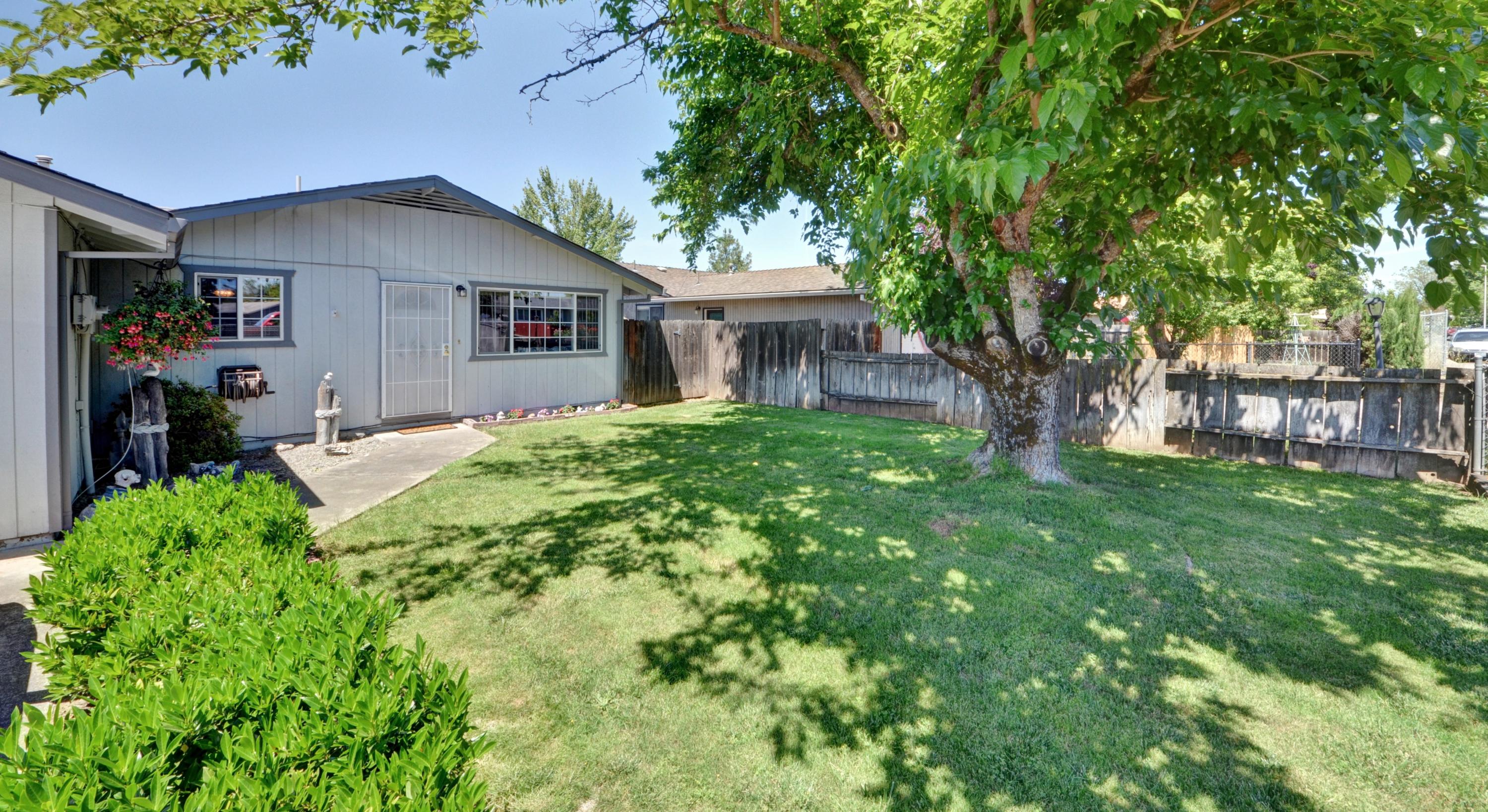 8171 Division Road White City, OR 97503 - Photo 4 of 30 039 (1)