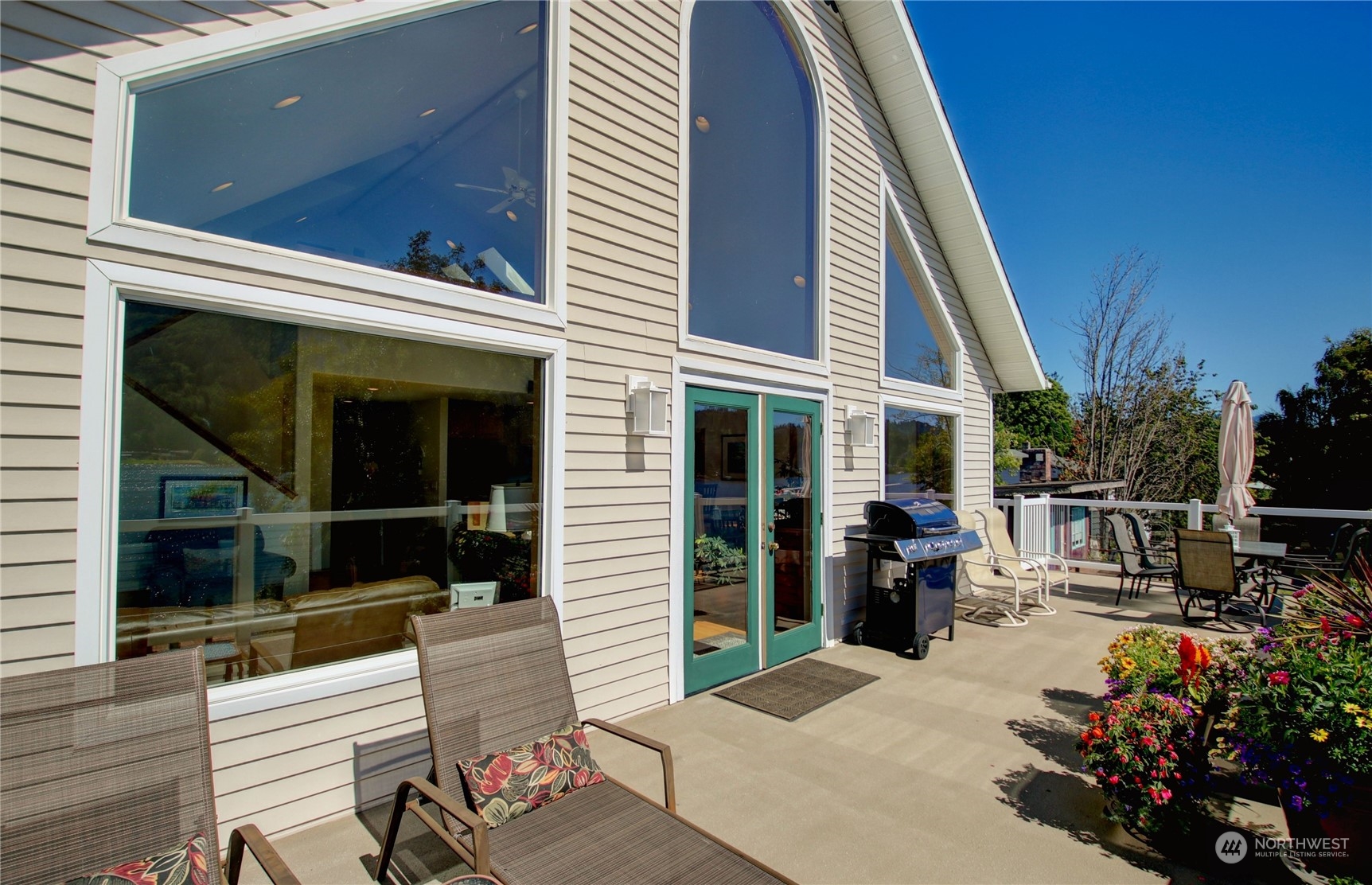 23988 North West View Road Mount Vernon, WA 98274 - Photo 2 of 34 Gallery Image 2