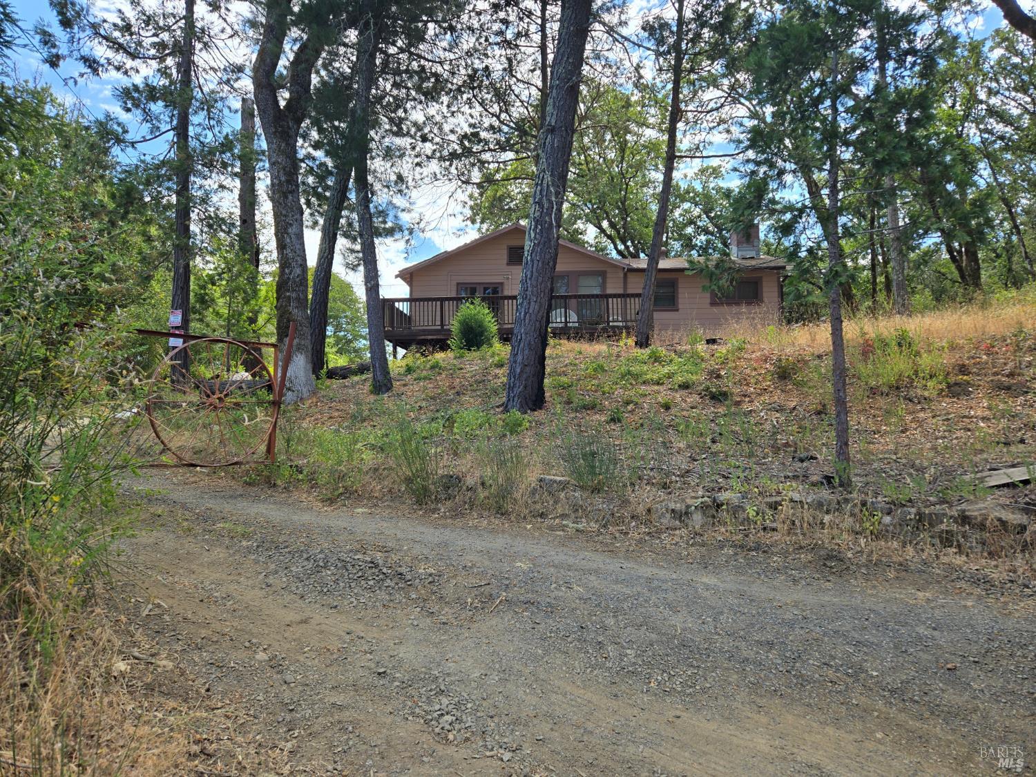 6245 Dry Creek Road Napa, CA 94558 - Photo 1 of 1 a backyard of a house with lots of green space