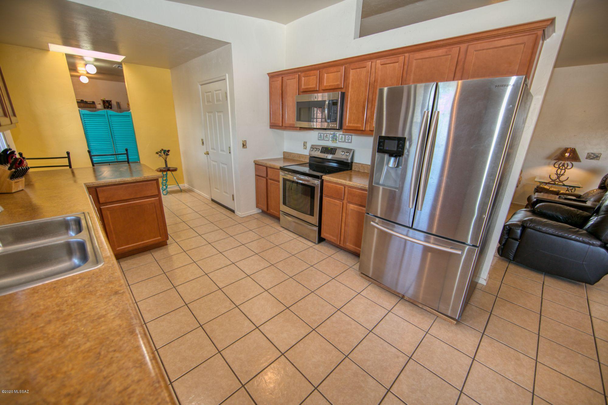 1013 Camino Estrella Rio Rico, AZ 85648 - Photo 10 of 26