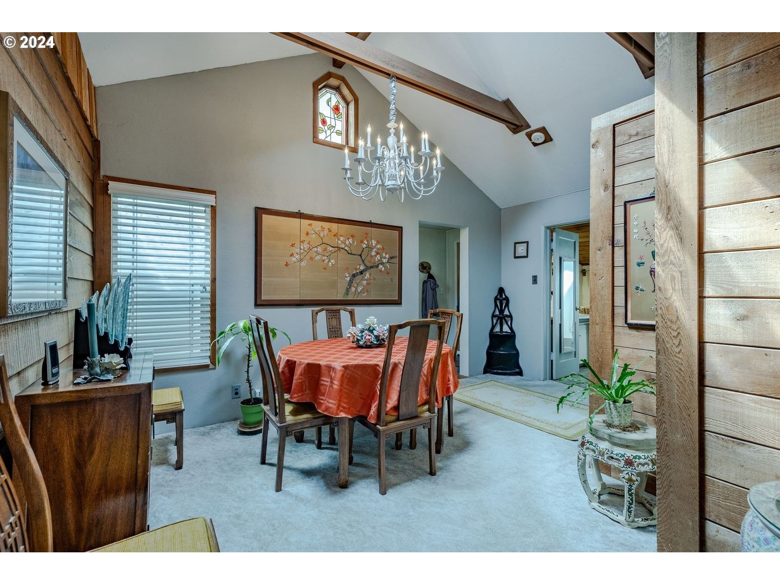 1450 Bogart Lane Eugene, OR 97401 - Photo 8 of 34 a dining room with furniture and window
