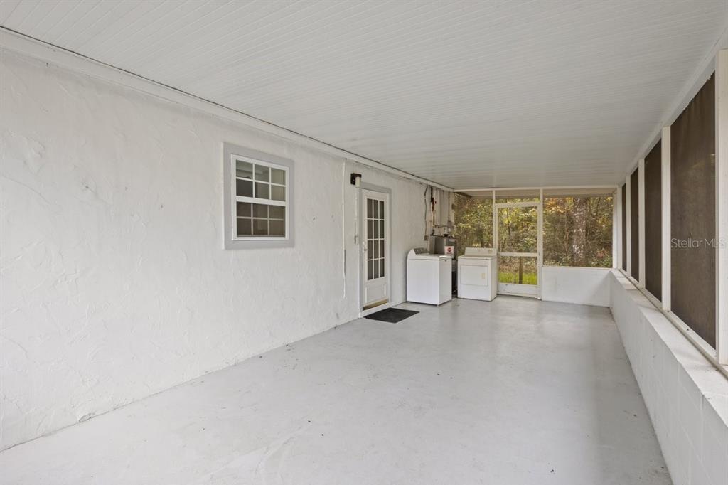 2670 Southeast 68th Street Inglis, FL 34449 - Photo 23 of 35