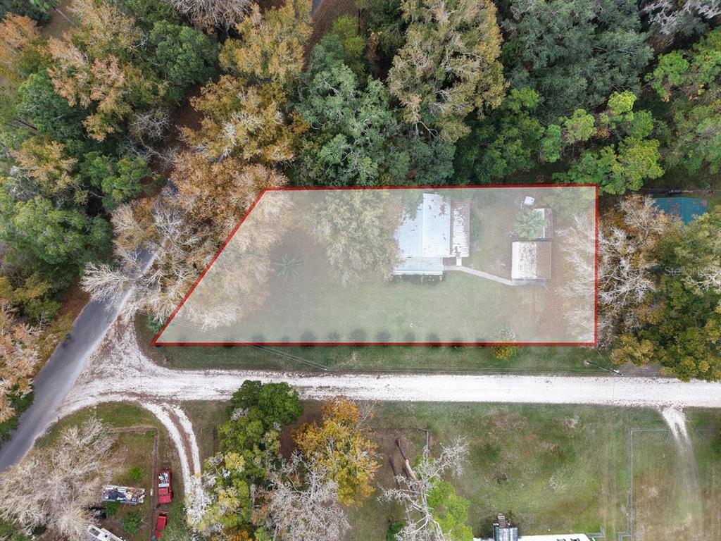 2670 Southeast 68th Street Inglis, FL 34449 - Photo 4 of 35