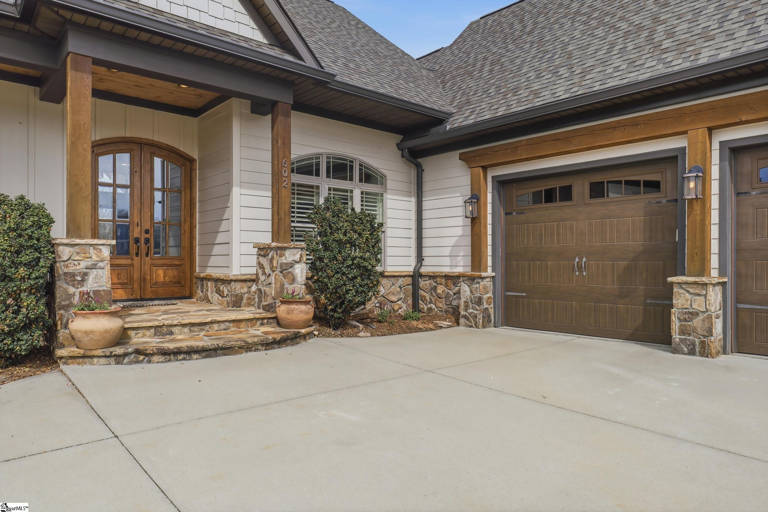 602 Jenkins Bridge Road Simpsonville, SC 29680 - Photo 4 of 50