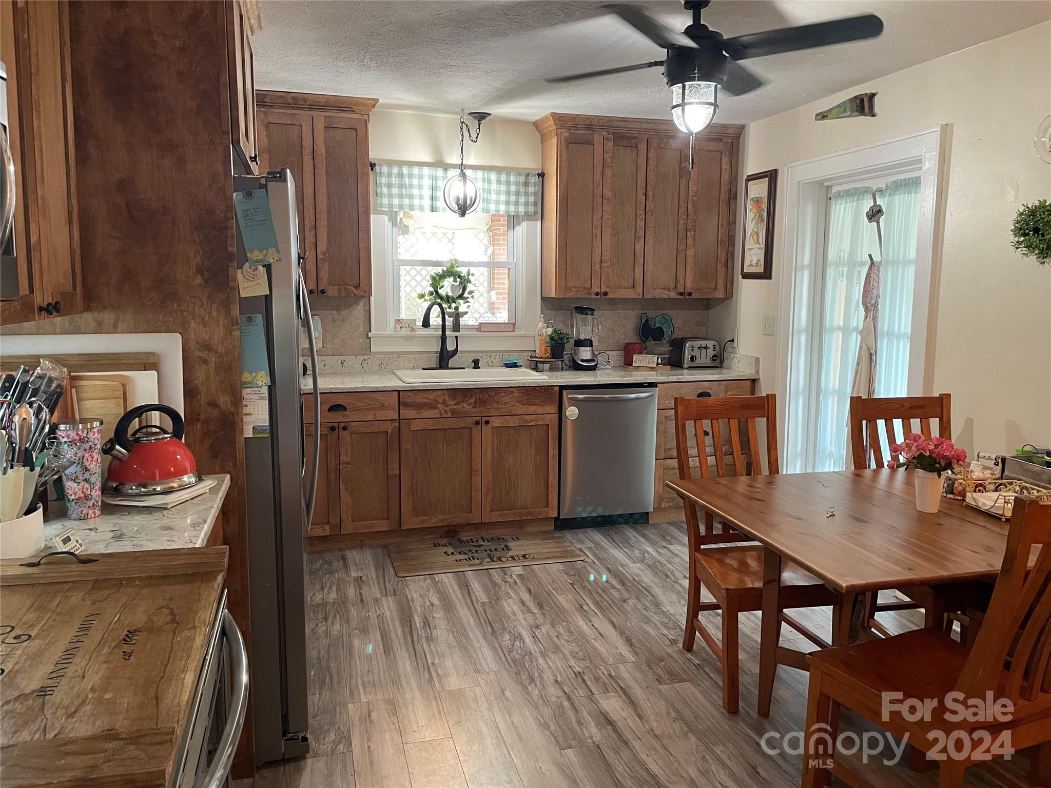 1619 Carbon City Road Morganton, NC 28655 - Photo 11 of 48 Gallery Image 11