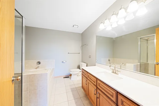 $2,700 | 18723 South Mill Creek Drive, Mokena, IL 60448