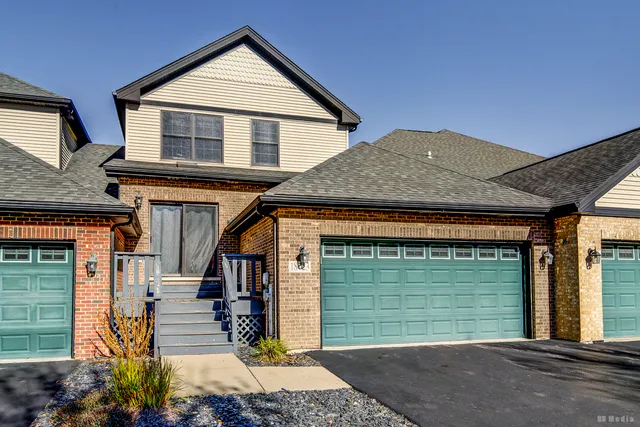 $2,700 | 18723 South Mill Creek Drive, Mokena, IL 60448