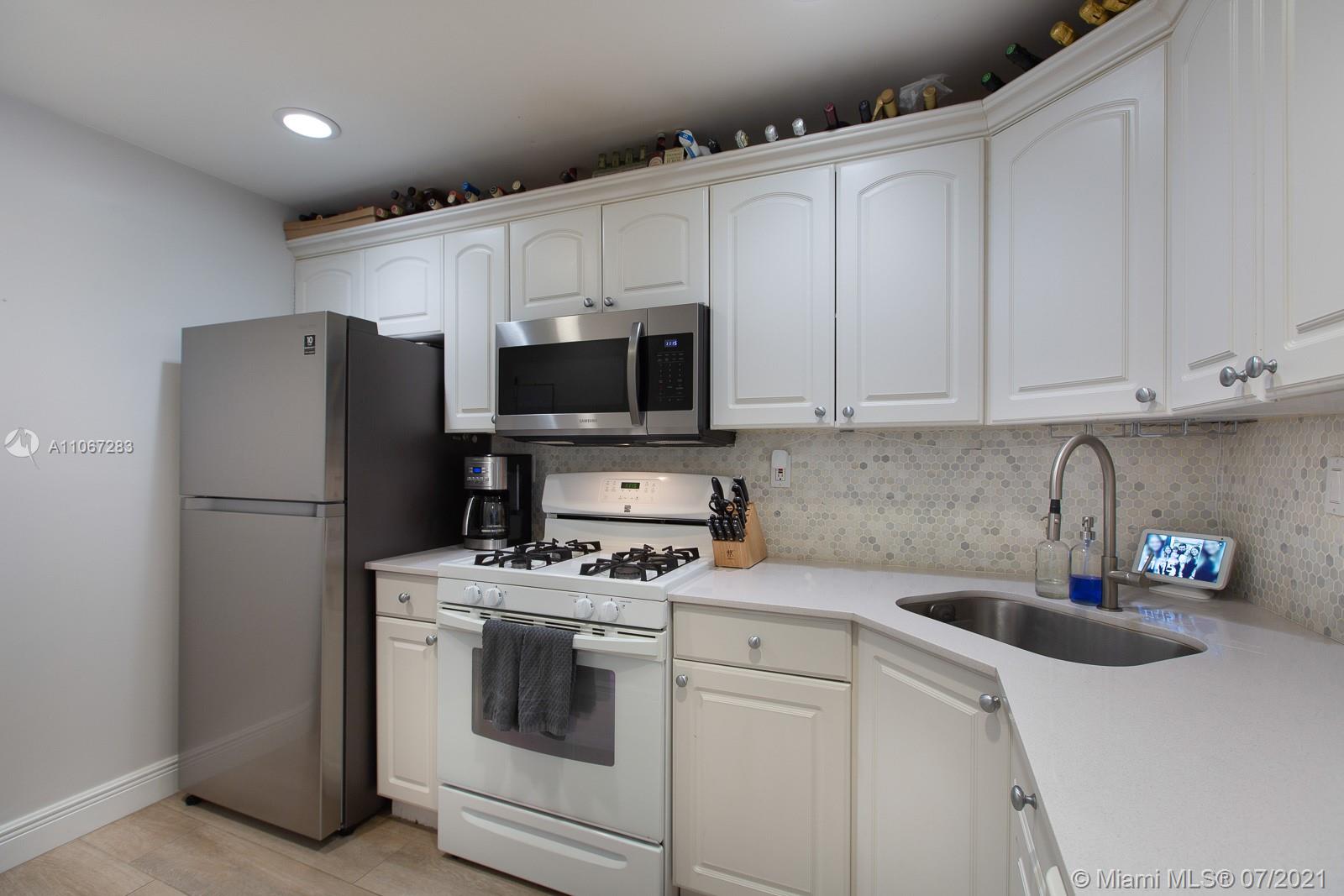 8650 Southwest 67th Avenue, Unit 1028 Pinecrest, FL 33156 - Photo 8 of 20