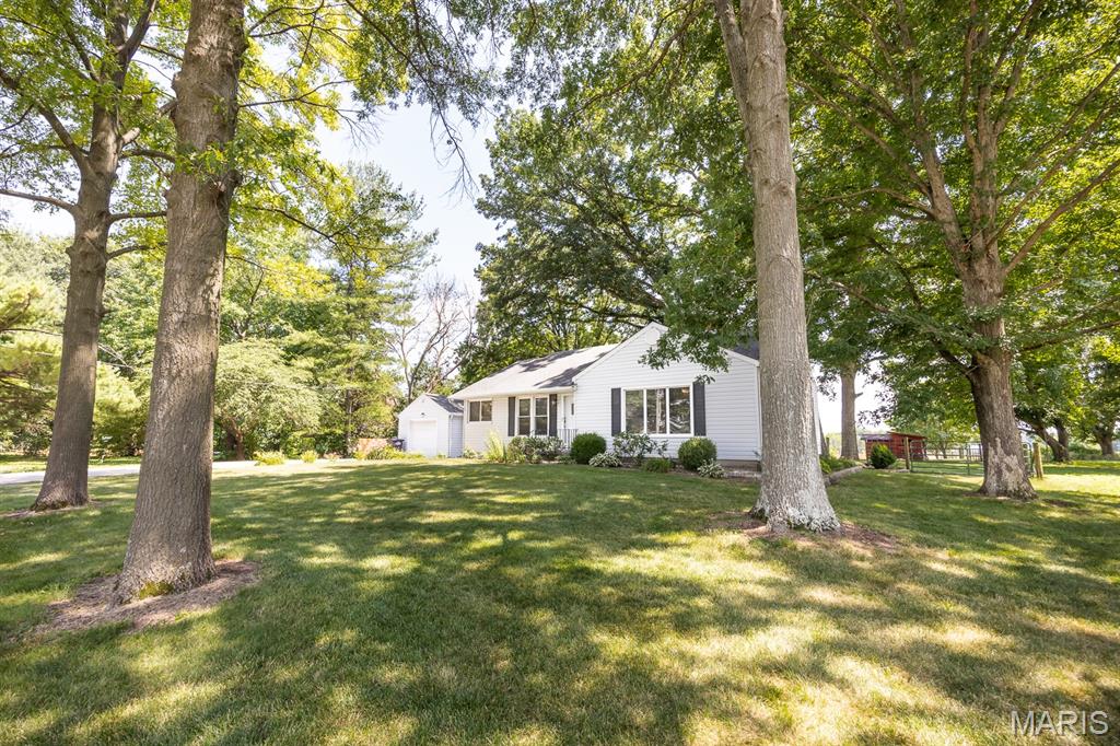 2800 Rutz Road Trenton, IL 62293 - Photo 4 of 30