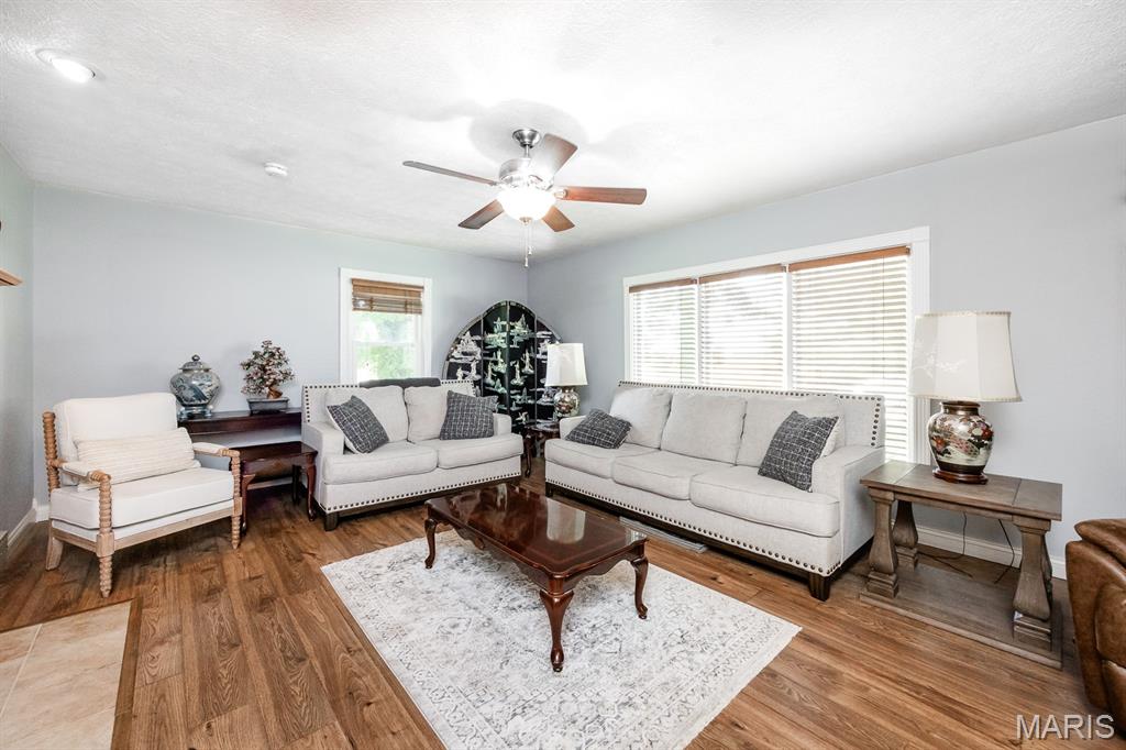 2800 Rutz Road Trenton, IL 62293 - Photo 5 of 30