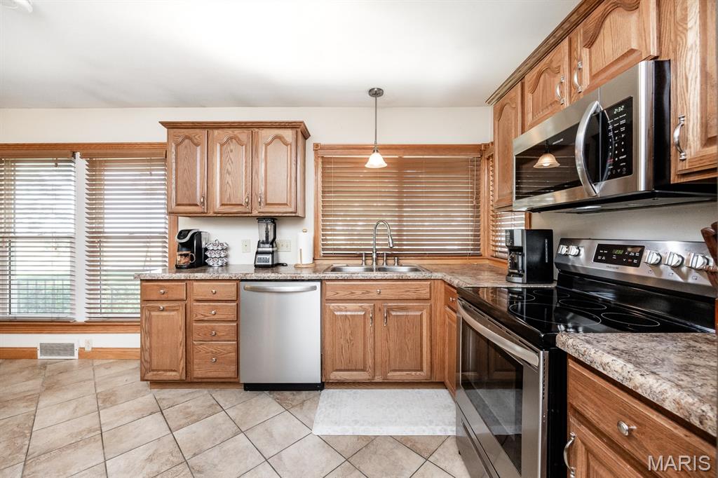 2800 Rutz Road Trenton, IL 62293 - Photo 10 of 30