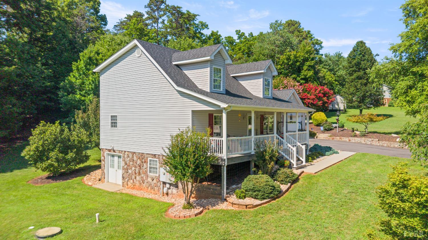 1083 Rock Haven Road Goode, VA 24556 - Photo 62 of 68 Gallery Image 62