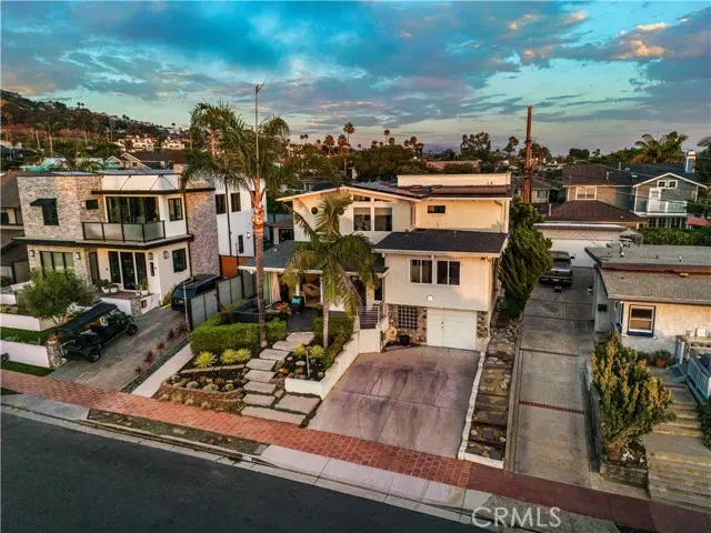 a view of a city that has tall buildings