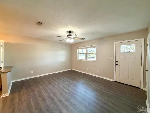 $1,850 | 1965 Brentco Road, Cantonment, FL 32533