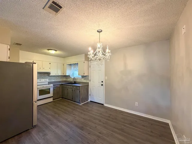 $1,850 | 1965 Brentco Road, Cantonment, FL 32533