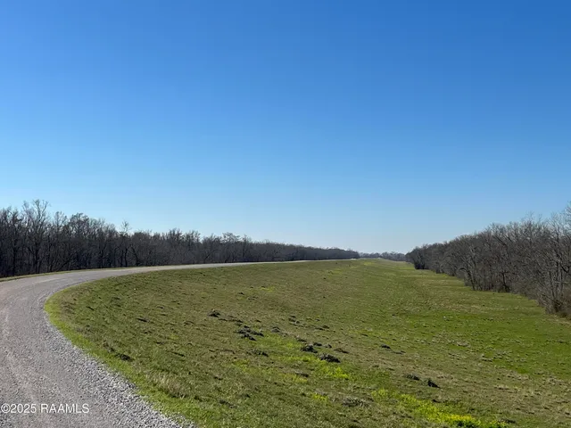 $480,000 | 3 South Levee Road, Port Barre, LA 70577